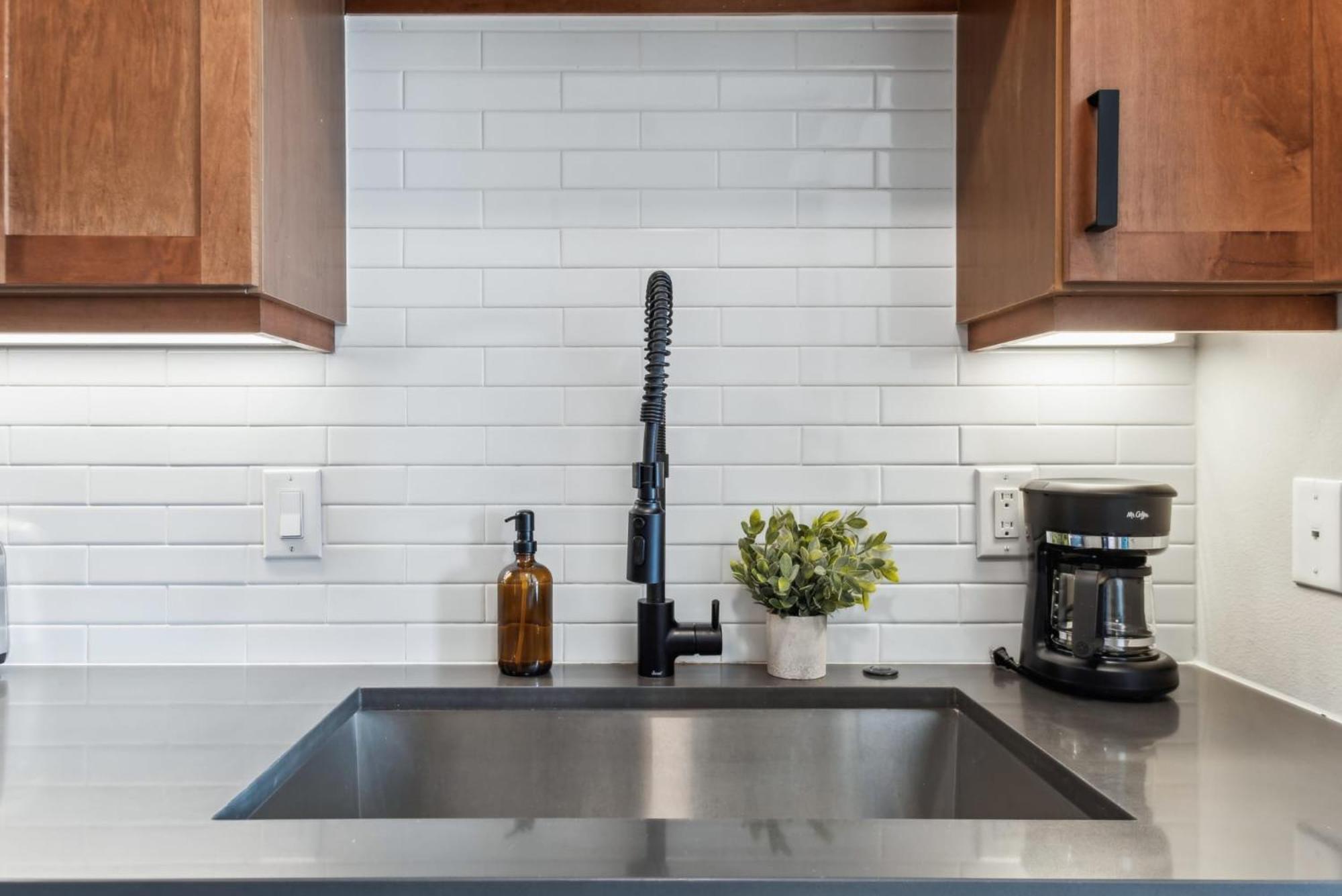 Apartamento Indie Deep Ellum - Rooftop Vibes & Poolside Bliss In Dallas